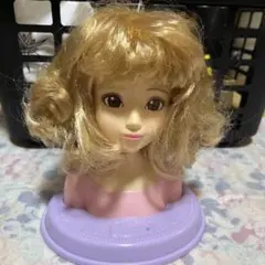 ヘアーメイクアーティスト