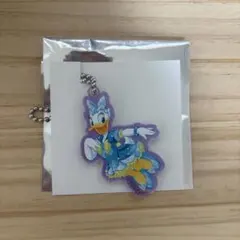 ディズニーシー　25周年　デイジー　キーホルダー　チャーム