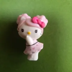 ハローキティ フィギュア ピンクドレス