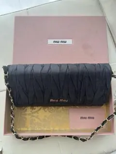 miu miu 黒三つ折り長財布チェーンウォレットショルダーバッグ