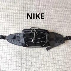 美品！Nike　ナイキ　 ボディバッグ・ウエストポーチ ブラック×グレー