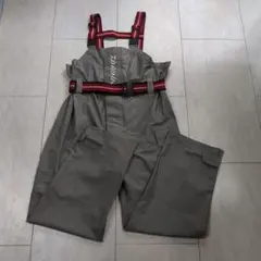 ダイワ オーシャンサロペットレインスーツ Mサイズ 上下セット 中古のサムネイル