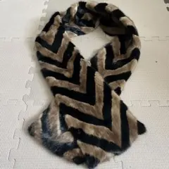 ジグザグストライプファー　マフラー