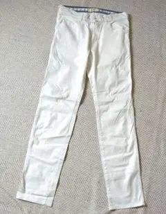 ikka　イッカ　長ズボン　ズボン　白　白パン　おしゃれ