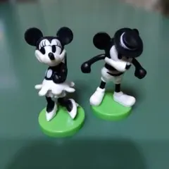 ミニーとミッキー フィギュアセット