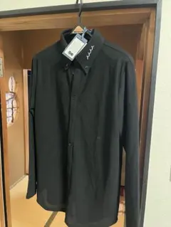 mutaブラックシャツ