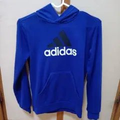 adidasトレーナー140