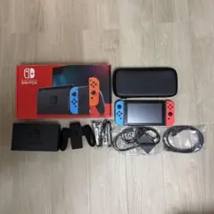 Nintendo Switch 純正ケース付き