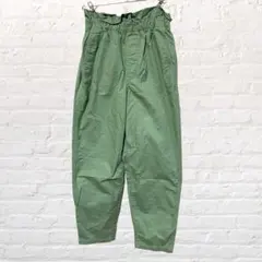 11269 GAP ギャップ　コットンパンツ　テーパードパンツ カーキ小さいXS