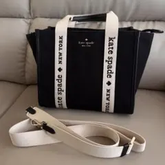 kate spade キップキャンバス スモール トート　ブラックのサムネイル