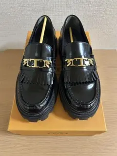 TODS トッズ フリンジローファー Tチェーンメタル 36.5ブラック - メルカリ