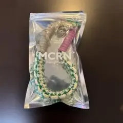 MCRN スマートフォンストラップ グリーン/ベージュ/ピンク