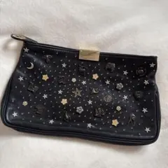 黒 レザー クラッチバッグ 星 モチーフ