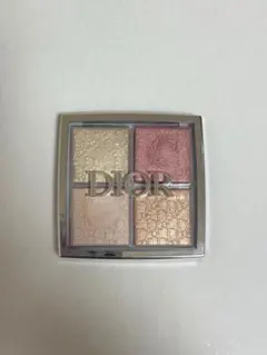 Dior バックステージ フェイス グロウ パレット 004