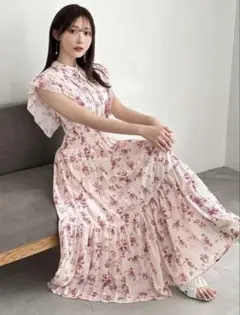 【美品】SHEIN シーイン ワンピース　Mサイズ　花柄 ロング FRIFUL