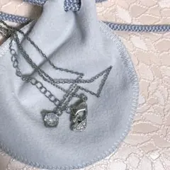 美品　スワロフスキー 一粒ダイヤ　ネックレス シルバー　クリスタル