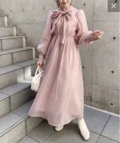 美品　NICE CLAUP　ボウタイ付きワンピース　ピンク