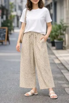 beams ベージュドット柄ワイドパンツ