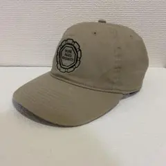 NECESSARY or UNNECESSARY マンボラマ キャップ