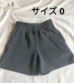 黒：ショートパンツ（ルルレモン）Softstremeハイライズショーツ4インチ