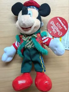 値下げ【新品未使用】タグ付きディズニークリスマス2025ミッキーぬいぐるみバッチ