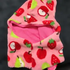 暖かフード　りんごといちご柄　ベビーフリーサイズ