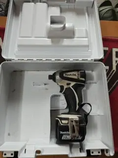 Makita TD134DX2　マキタ 14.4V 電動インパクトドライバー