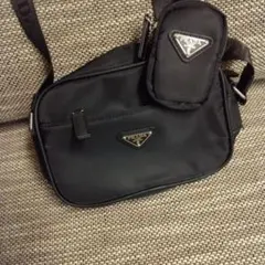 PRADA ショルダーバッグ ミニポーチ付き 1回短時間のみの使用のサムネイル