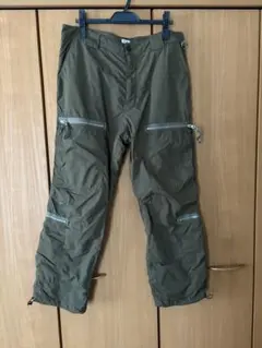CP COMPANY カーゴパンツ カーキ　サイズ 48のサムネイル