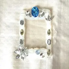 Item thumbnail for item 9f23f909-0cfa-4685-8b03-ce5e045eeea8