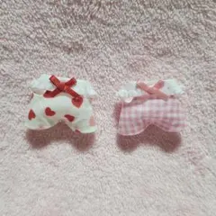 赤ちゃんお洋服２着セット　ハート•桃色チェック
