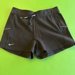 ショートパンツ ウェア