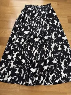 サラサラサテンフレアワイドパンツ