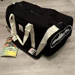 corteizブラックボストンバッグ・旅行用バッグ - メルカリ