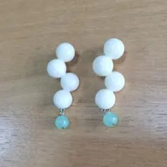 【3点600円】ホワイトパール調ビーズイヤリング