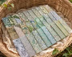 リバティ♡はぎれセット/10㎝角・30枚（グリーン＆ホワイト系）