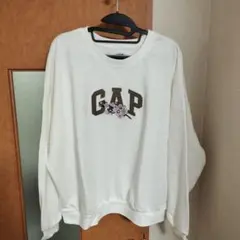 GAP フラワーグラフィック トレーナー