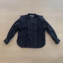 値下新品未使用na Quiero pasar 黒　刺繍レース長袖シャツ　トップスのサムネイル
