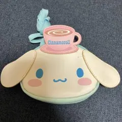 シナモンロール　ポーチ