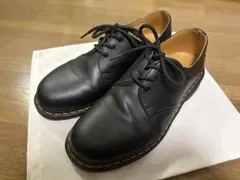 Dr. Martens 3ホールシューズ