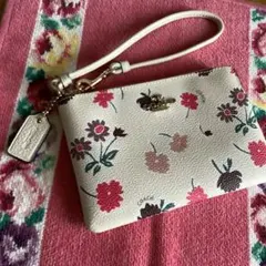 美品♥︎coach コーチ　リストレットポーチ　花柄