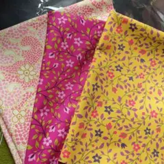 moda　パーラー花柄プリント生地セット　約40cm角　３枚