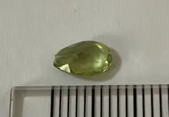 ペリドット ルース ペアシェイプ カット