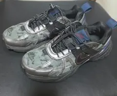 NIKE V2K RUN ブラック/グレー スニーカー 23cm