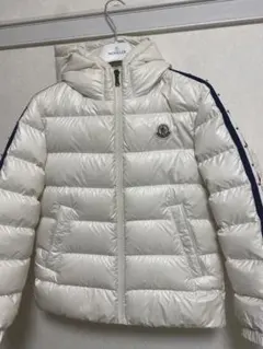 【タグ換ボタン付】MONCLER ホワイト ダウンジャケット　12A