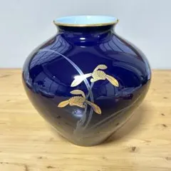 深川製磁 花瓶 金彩瑠璃ルブラン 麦彫刻 - メルカリ