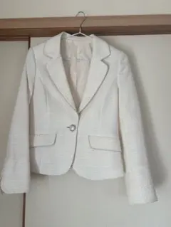 フォーマルスーツ（ワンピース付き）