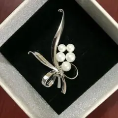 高級貝パールブローチ♡リボンブローチ