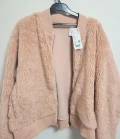 フリース ベージュ ボンバージャケット UNIQLO