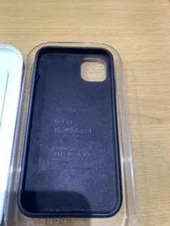 elago iPhone 11 シリコンケース ブラックのサムネイル